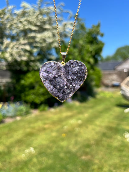 “The Amethyst Heart” Natural Druzy Pendant (chain not included)
