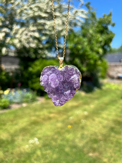 “The Amethyst Heart” Natural Druzy Pendant (chain not included)