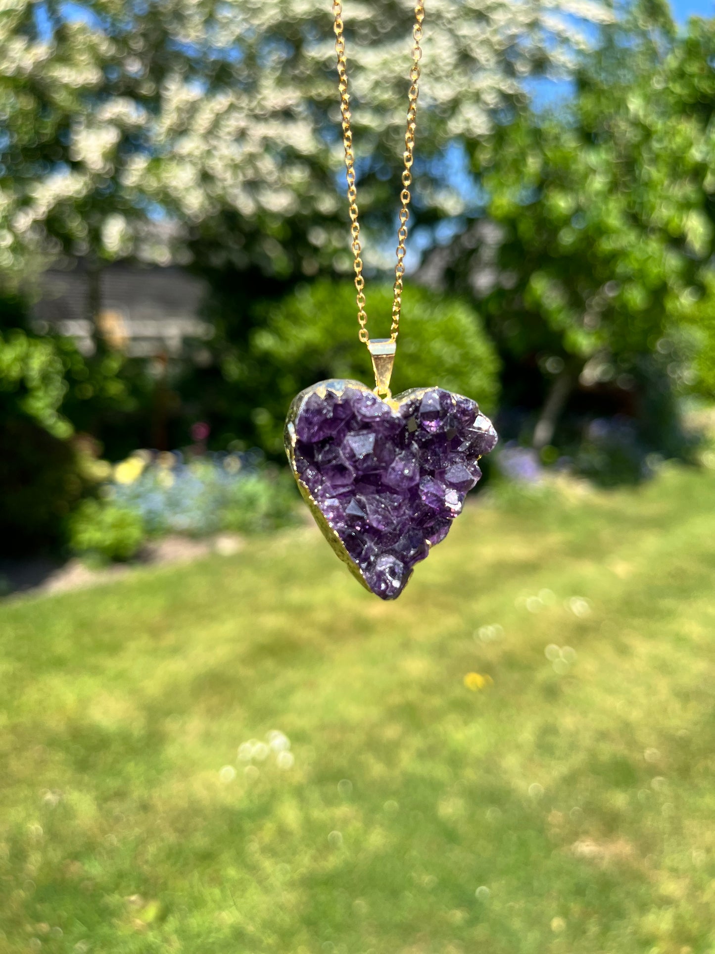 “The Amethyst Heart” Natural Druzy Pendant (chain not included)