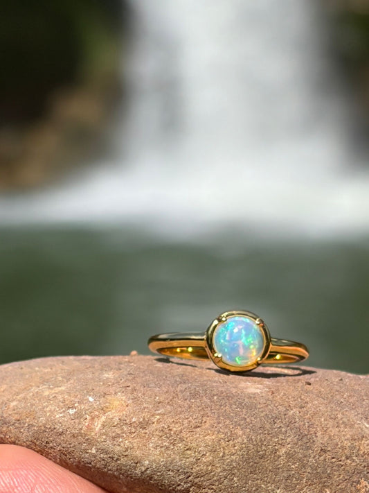 Natural opal ring in 18k gold vermeil by Marie-Françoise Jewellery